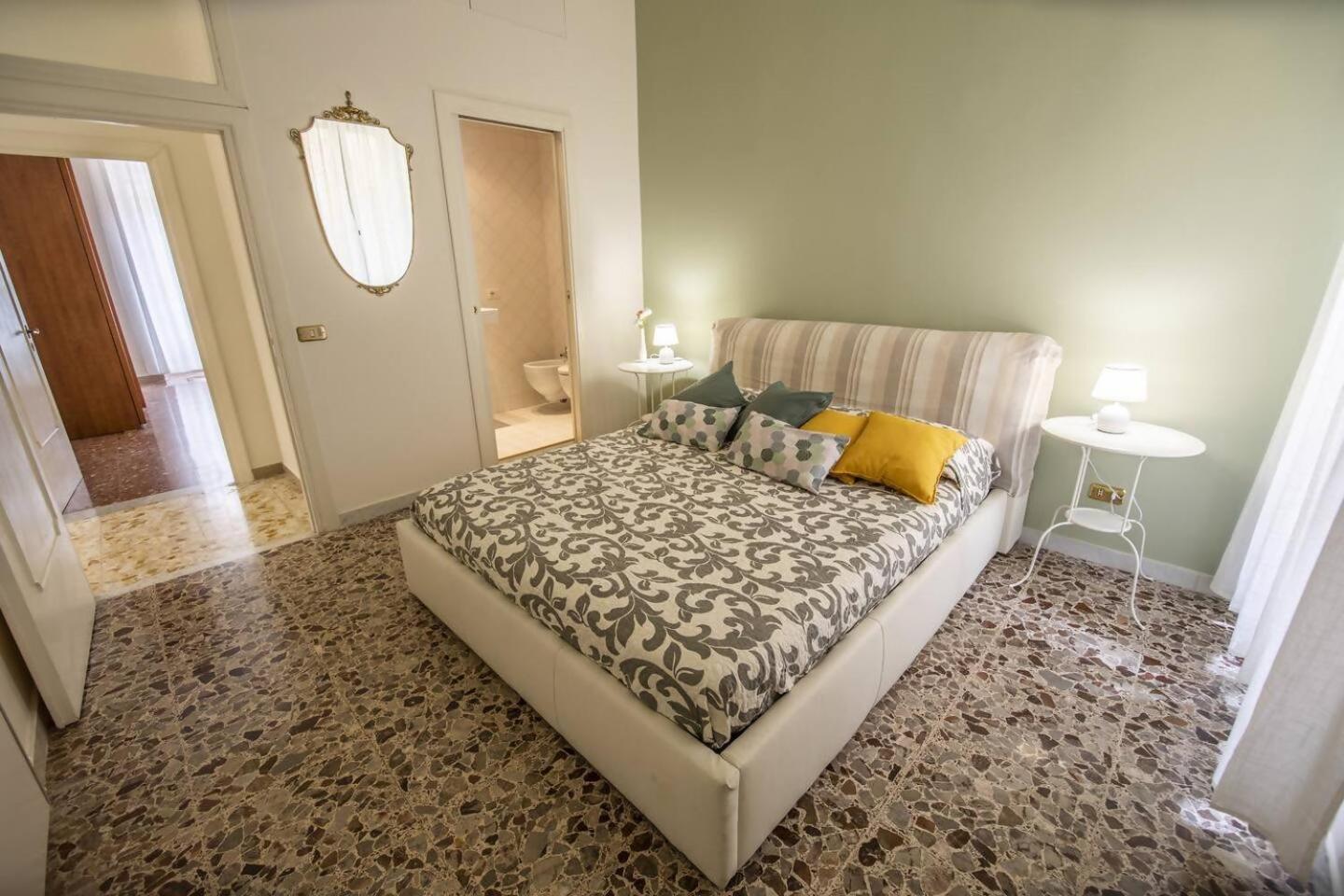 Green Rose Appartamento Nel Cuore Di Roma Exterior photo